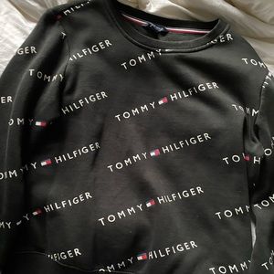 Women’s Tommy Hilfiger sweater